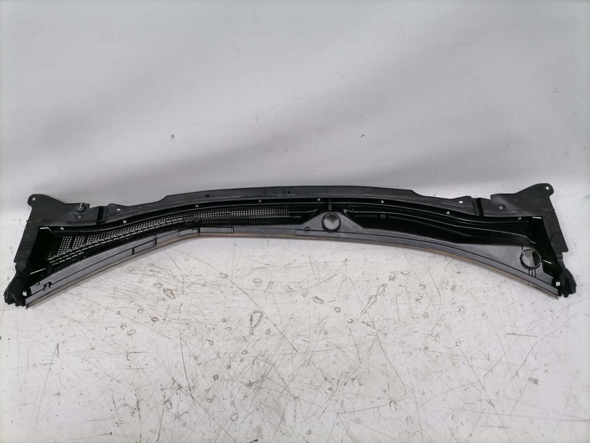 Mitsubishi Eclipse Cross original Windlauf Abdeckung Wasserkasten Facelift Bj.2023